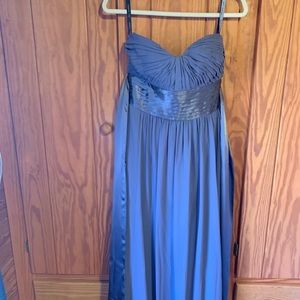 Beautiful dress for spring formals!!!